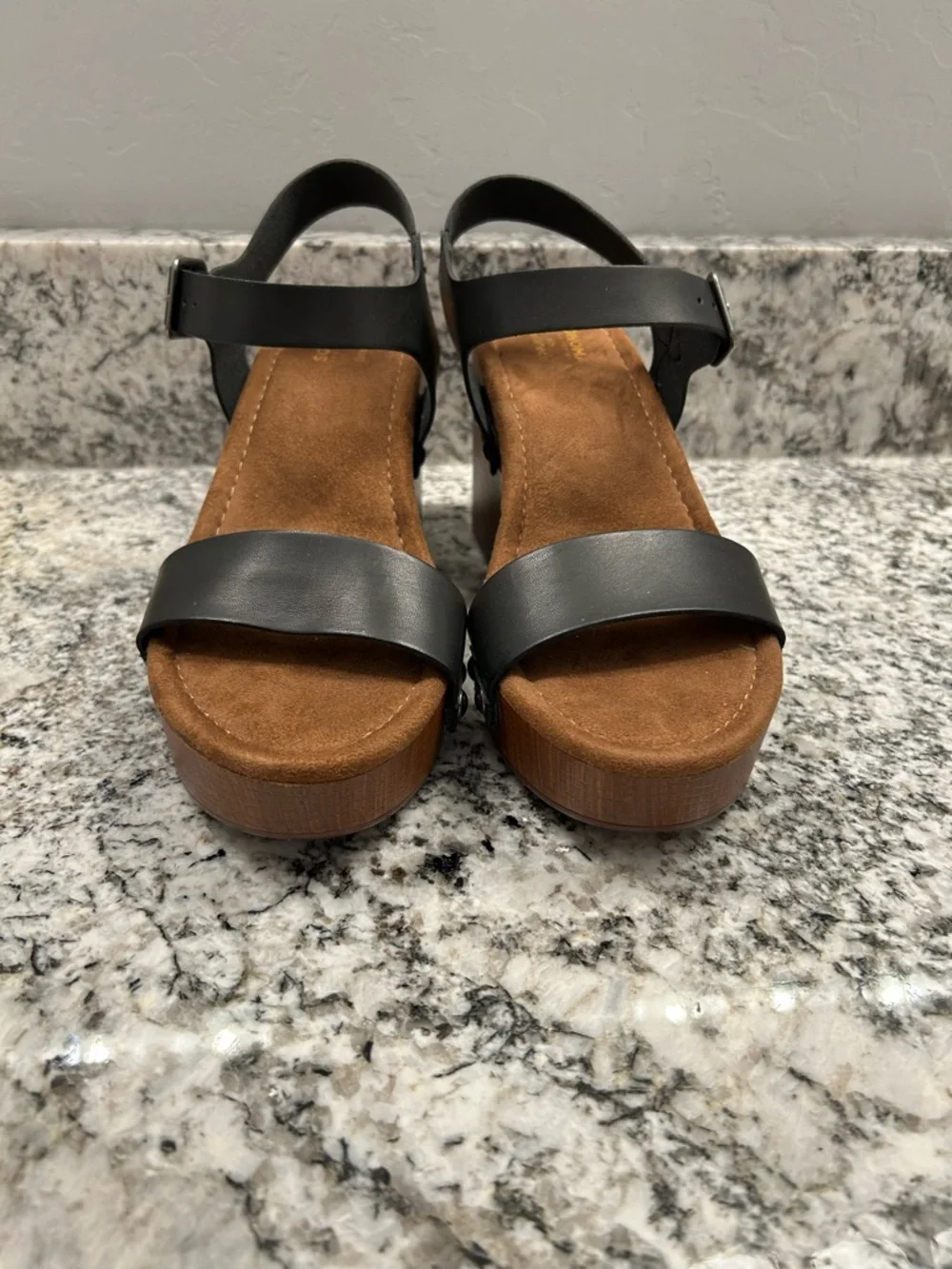 SONOMA GOODS FOR LIFE ORTHOLITE ECO STYLE FLORELLA BLACK WEDGE SANDALS 7.5